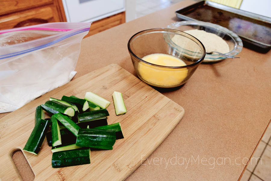 Crispy Baked Zuchinni Sticks-19